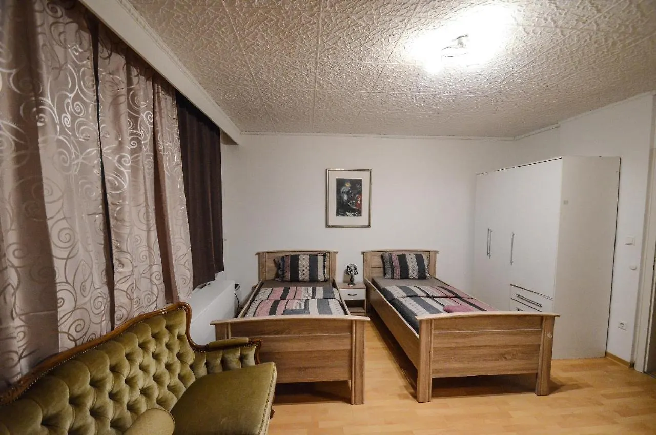 Berliner Platz 2 Apartment Stuttgart 0*,  Germany